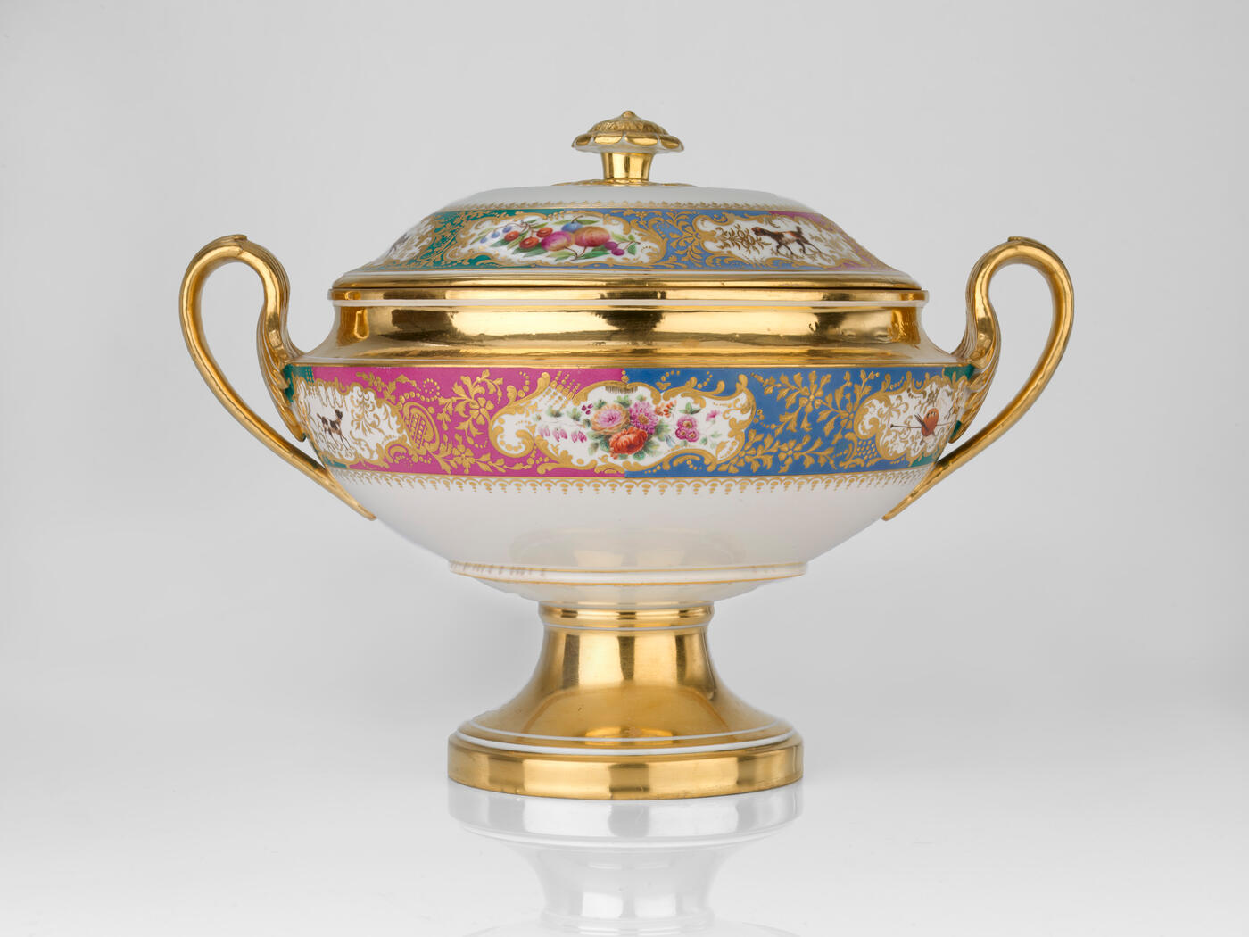 A Porcelain Soup-Tureen from the Grand Duke Mikhail Pavlovich Service