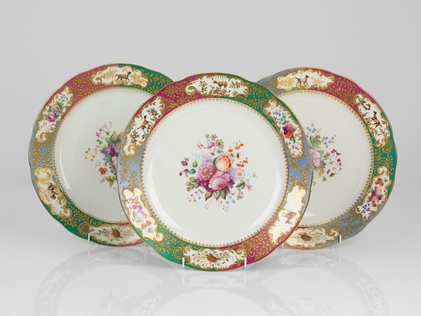 A Set of Three Porcelain Serving Platters from the Grand Duke Mikhail Pavlovich Service
