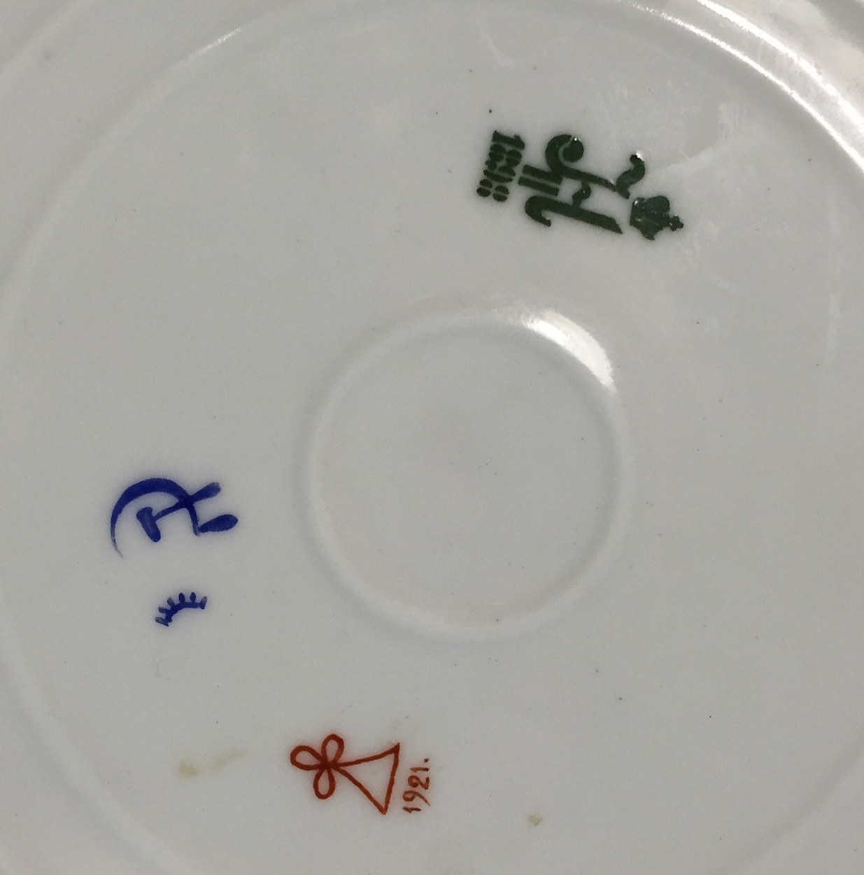 A Soviet Porcelain Plate "He Who Works Eats"